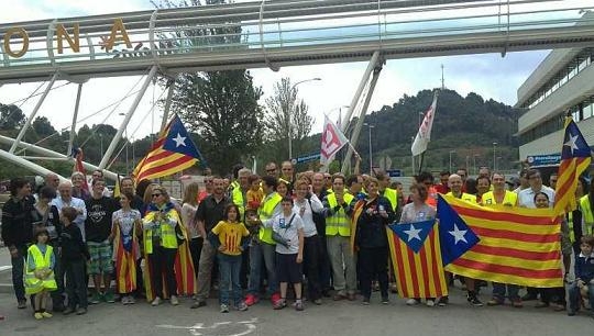 Grup d'anoiencs que van participar de la protesta. Foto: I.Vich