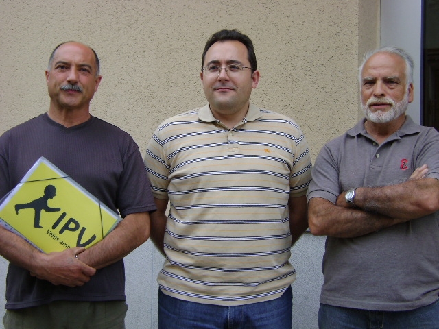 Dos dels regidors d'IPV i Josep Mª Borrega del PP Vilanova