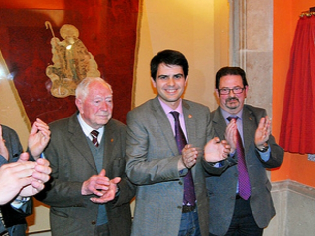 Joan Rei, durant el lliurament de la bandera gremial a l'Ajuntament, el gener de 2012