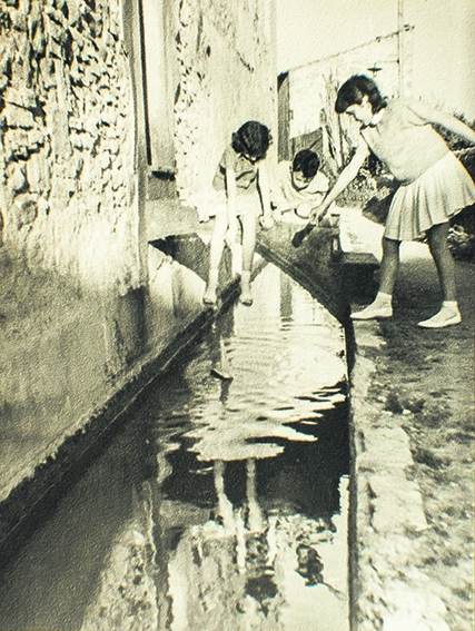 Fotografia cedida per Rosa Sáez Peñas, presa sobre el 1960. 