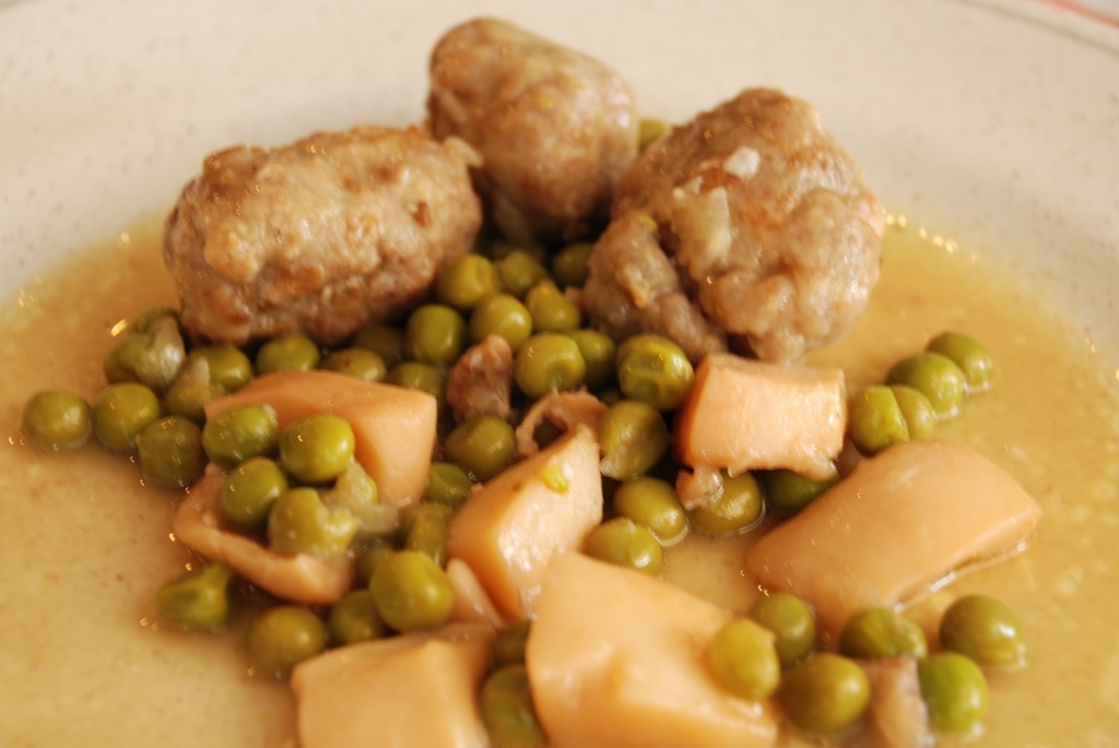 Sípia amb mandonguilles