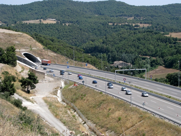 Els mossos van reobrir el trànsit pocs minuts després de les 15h. d'ahir / Foto: ACN