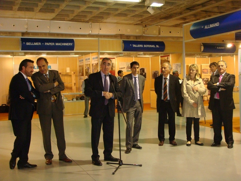 Pere Carles en la inauguració de Maqpaper