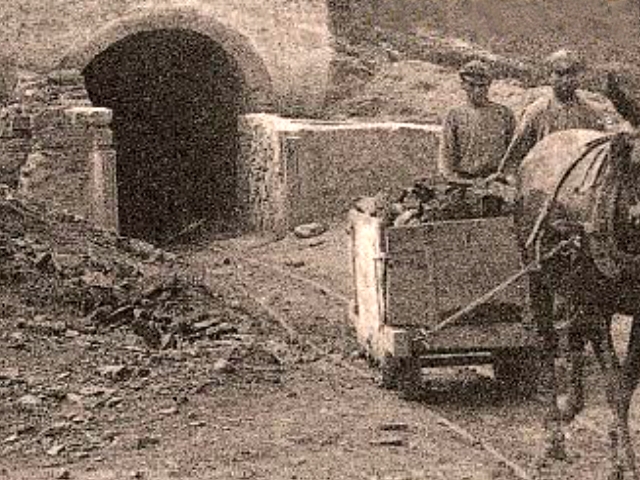 Fotografia antiga de les mines