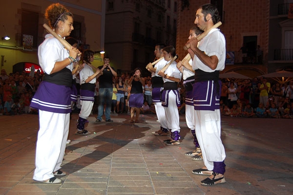 La Colla Bastonera Garrotades s'han estrenat a Igualada