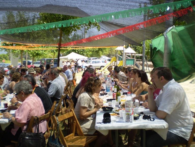 Festa a les Garrigues. Arxiu