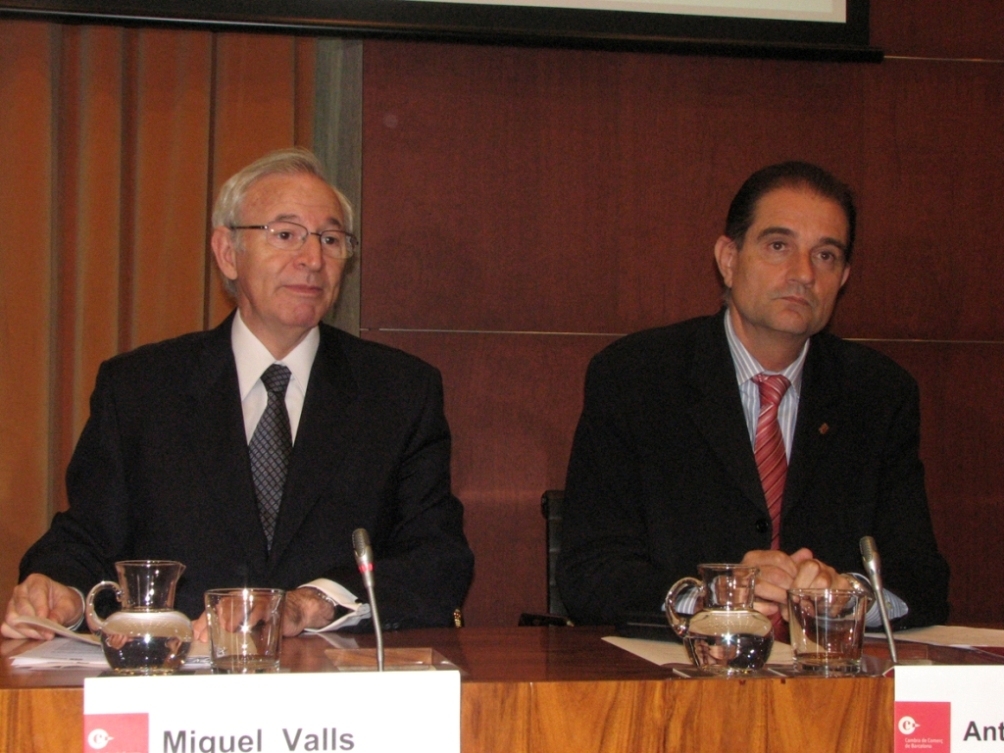 El president de la Cambra de Comerç de Barcelona, Miquel Valls, i el president de la Diputació de Barcelona, Antoni Fogué