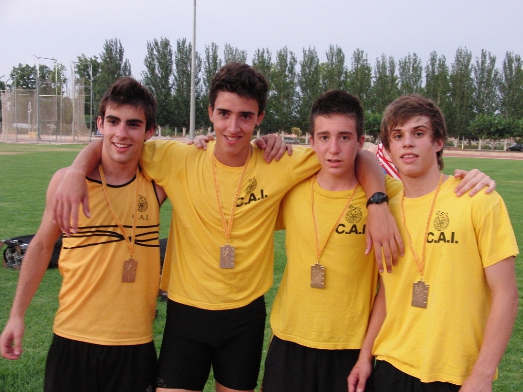 Atletes del relleu 4x400