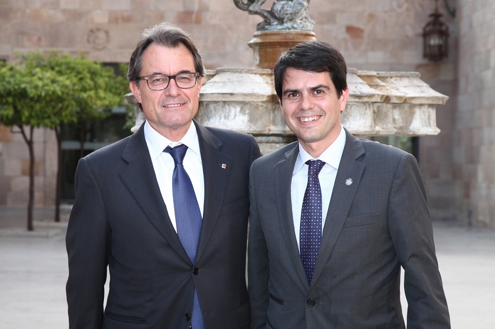 El president de la Generalitat, Artur Mas, amb l'alcalde d'Igualada Marc Castells