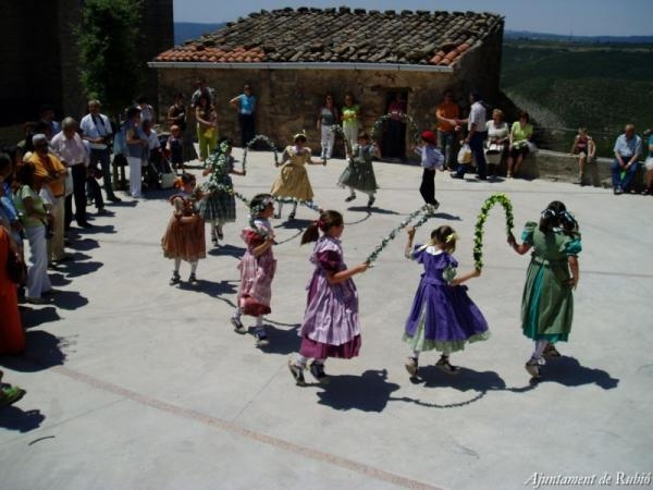 Eshibició Folklòrica - foto Aj. de Rubió