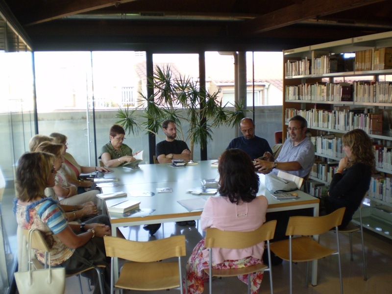 Hi ha clubs de lectura per a petits i grans