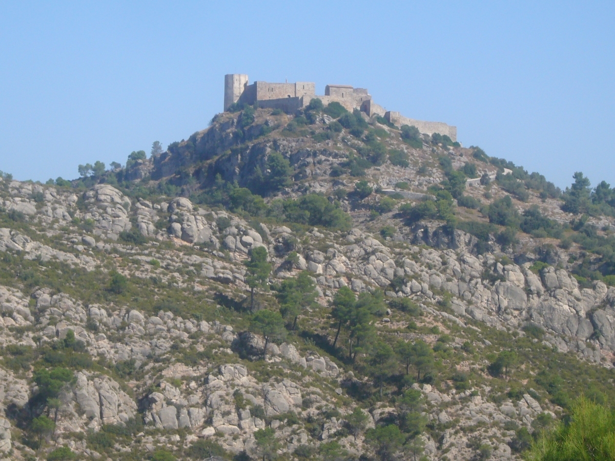 El castell de la Pobla, vist des del Xaró, obre aquests dos dies