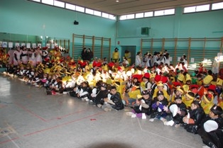 Tots els alumnes del CEIP Gabriel Castellà