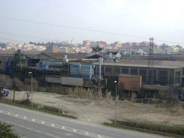 Molts veïns mostren el seu malestar per la contaminació que genera FUNOSA