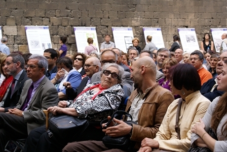 Neus Català, a primer pla, amb la seva família - Fotos: Carmel·la Planell