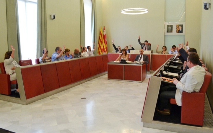 Moment de la votació del Pacte Social