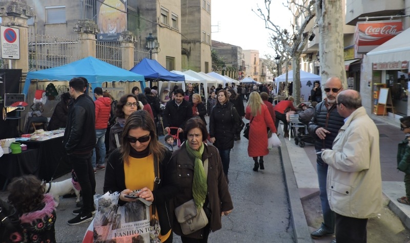 Els carrers de Piera van estar molt concorreguts durant la mostra