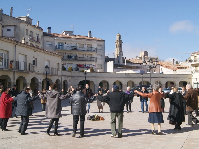 Ballada de sardanes per Santa Calamanda