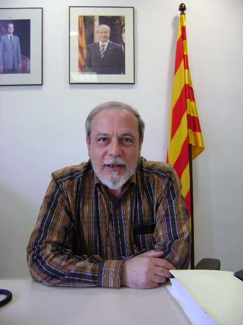 El director de l'oficina, Josep Balcells, alerta que l'acabament de la cobertura serà un greu problema d'aquí a mig any.