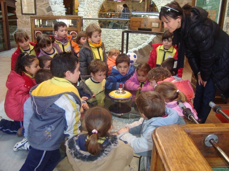 Els nens i nenes del Ramon Castelltort també van anar al Museu de la Joguina