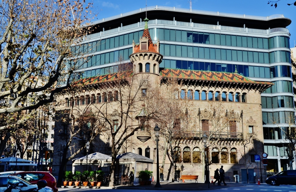 La seu de la Diputació, a l'Eixample FOTO: M. R. Ferrer