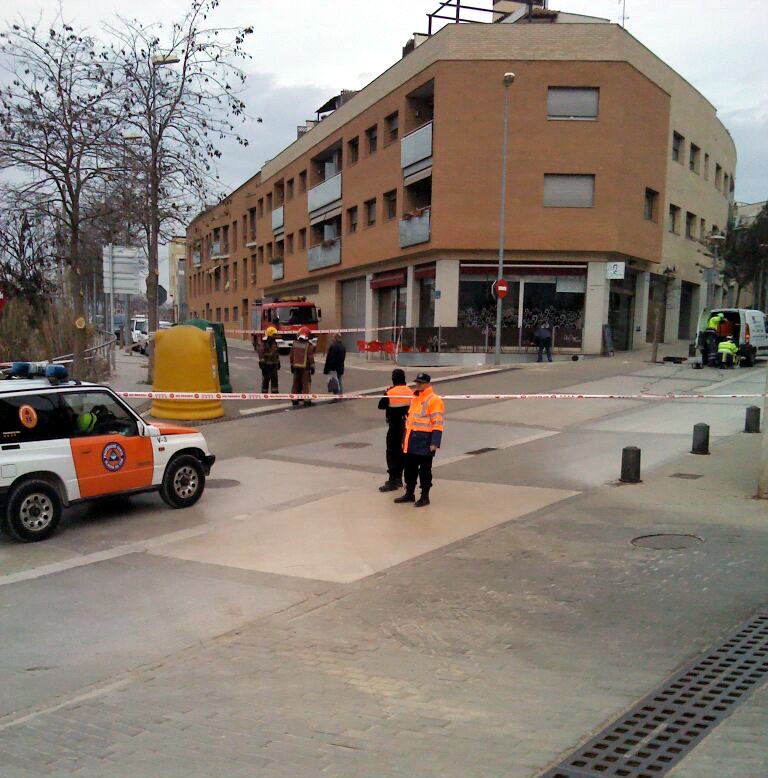 La policia municipal va intervenir per tallar el trànsit