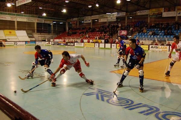 L'IHC davant el Shum en el partit de la primera volta a les Comes.