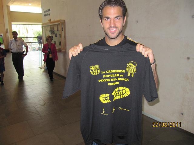 Cesc Fàbregas, amb la camiseta de l'edició anterior