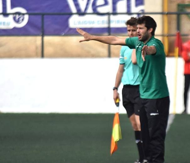 El nou entrenador, en la seva etapa al Sant Andreu