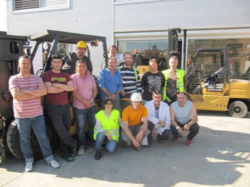 Un grup d'inscrits en un dels cursos de capacitació laboral d'Anoia Activa