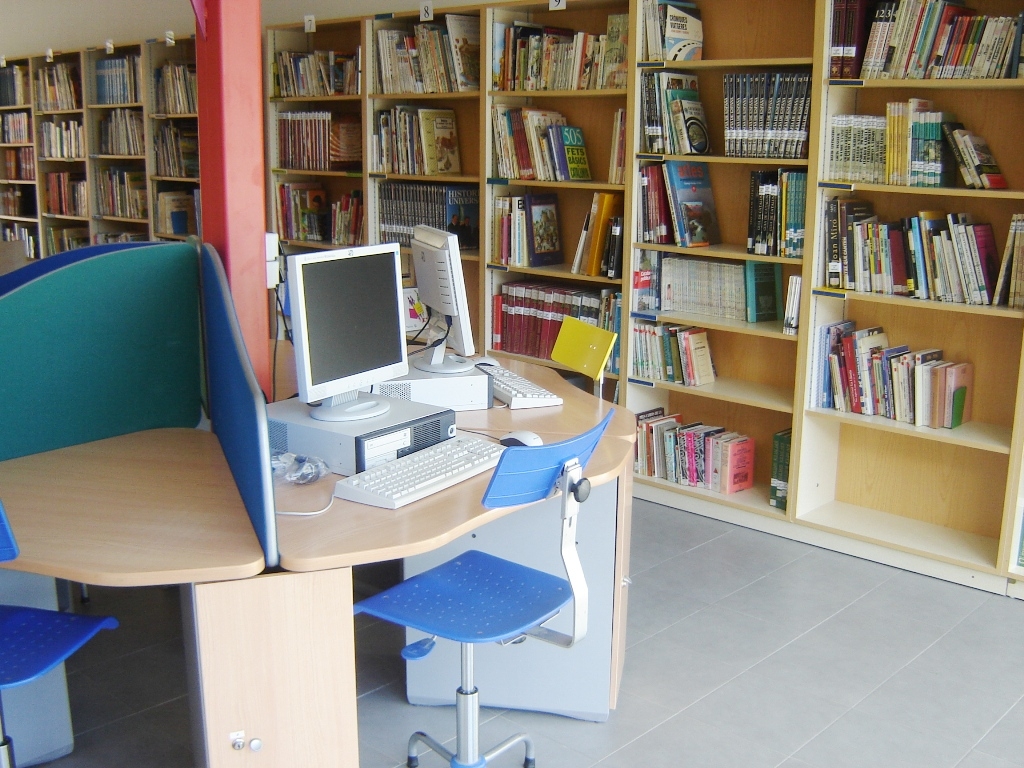 La biblioteca del CEIP obre portes a la ciutat el dilluns 4 de maig