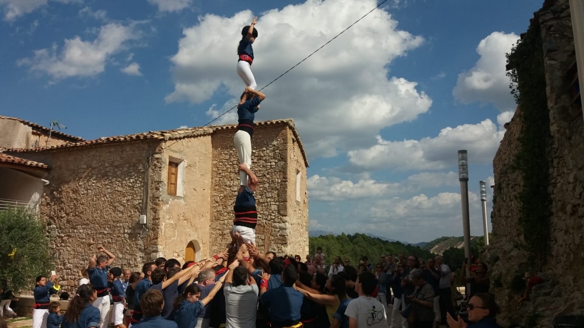 Els castellers de Mediona, una de les atraccions de diumenge