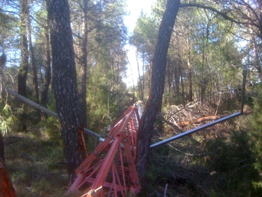 Una de les dues torres caigudes