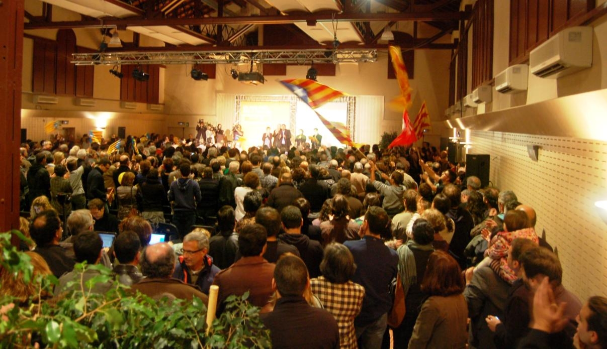 L'escorxador ple en l'acte del candidat d'ERC Oriol Junqueras a les eleccions