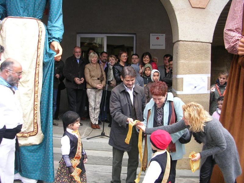 Oriol Pujol amb l'alcaldessa, M. Antònia Trullàs