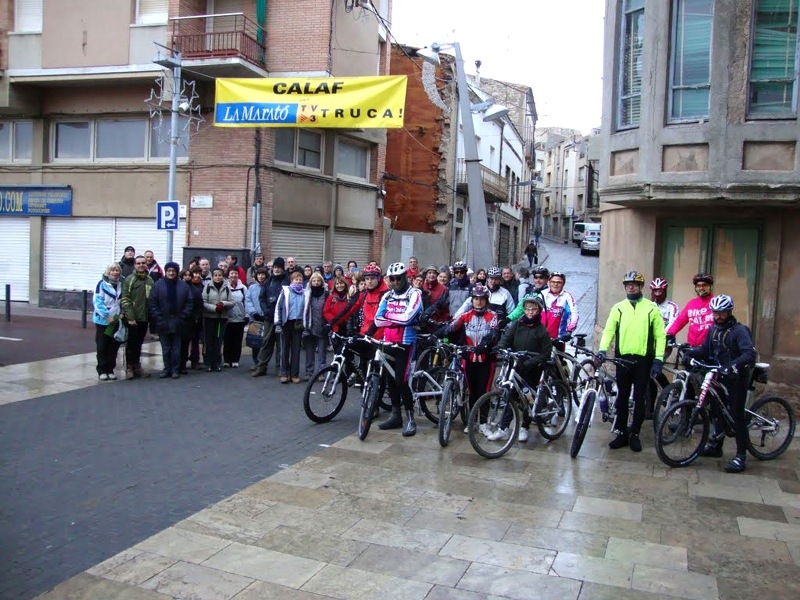 Un acte a favor de la Marató a Calaf