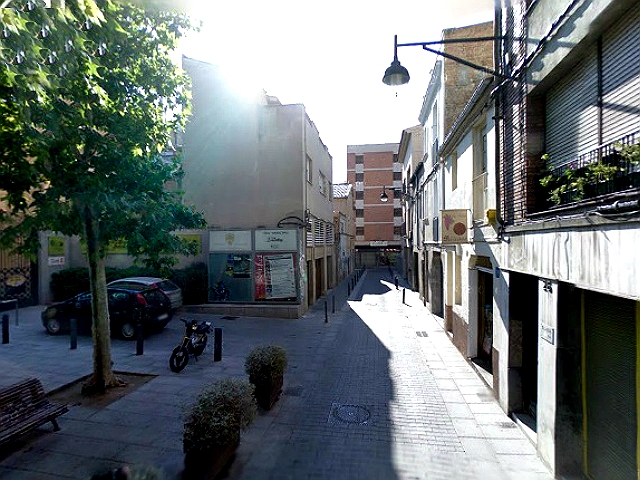El carrer Sant Pau, davant de l'Ateneu