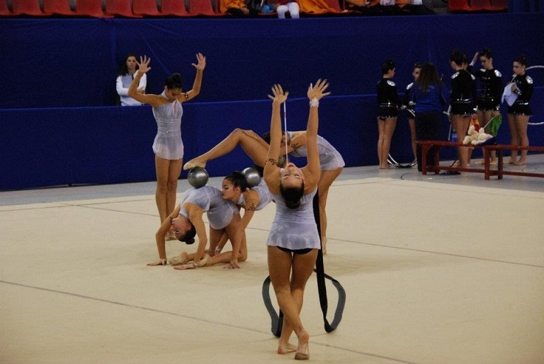 Les gimnastes van fer una bona actuació