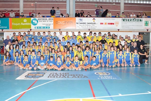 Presentació de tots els equips