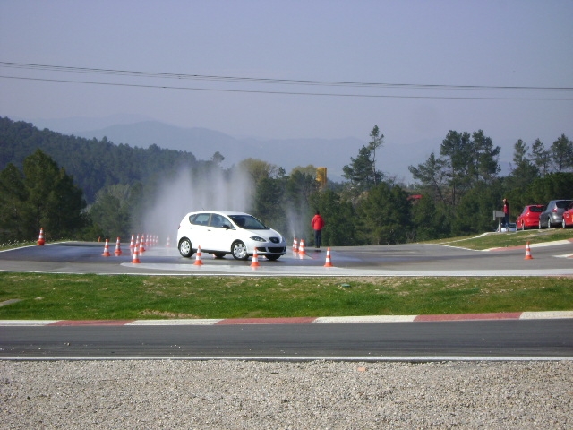 El Parcmotor ja acull l'escola de pilotatge de cotxes i motos