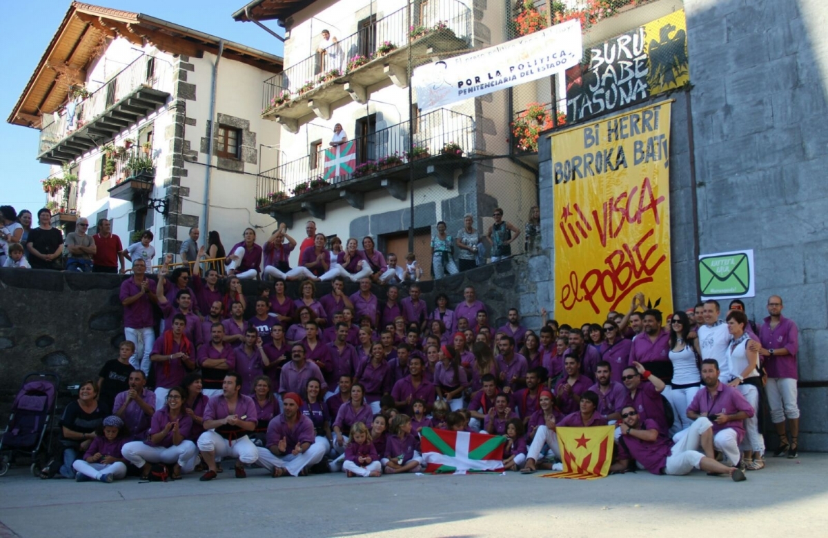 Els Moixiganguers d'Igualada van actuar per tercera vegada a Leitza