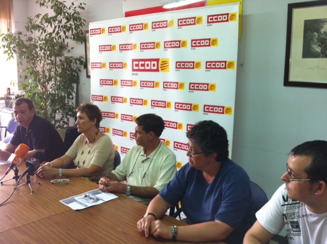 Severiano Duran, Carme Navarro i altres membres del comitè d'empresa