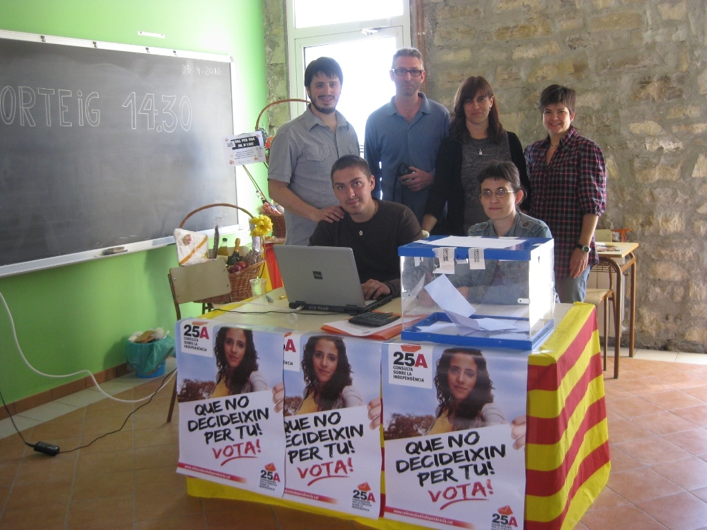 Mesa electoral a Sant Martí