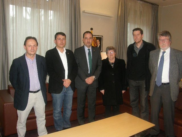 Reunió dels alcaldes amb el conseller Espadaler. D’esquerra a dreta: Antoni de Solà, Joan Caballol, Ramon Espadaler, Montserrat Noguera, Xavier Nadal i Jesús Torrens.