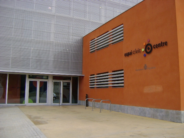 L'Espai Cívic centre, un dels equipaments municipals.