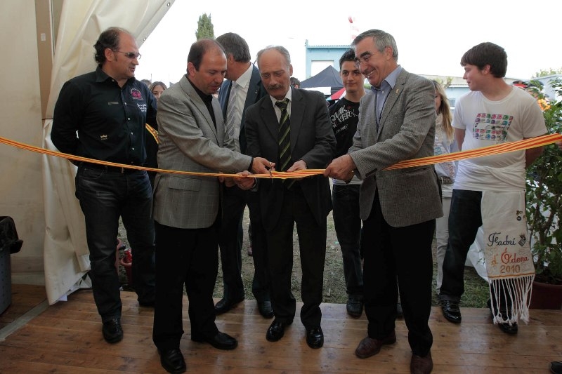 Inauguració del certamen - Foto:  Ajuntament d'Òdena-Santi Carbonell