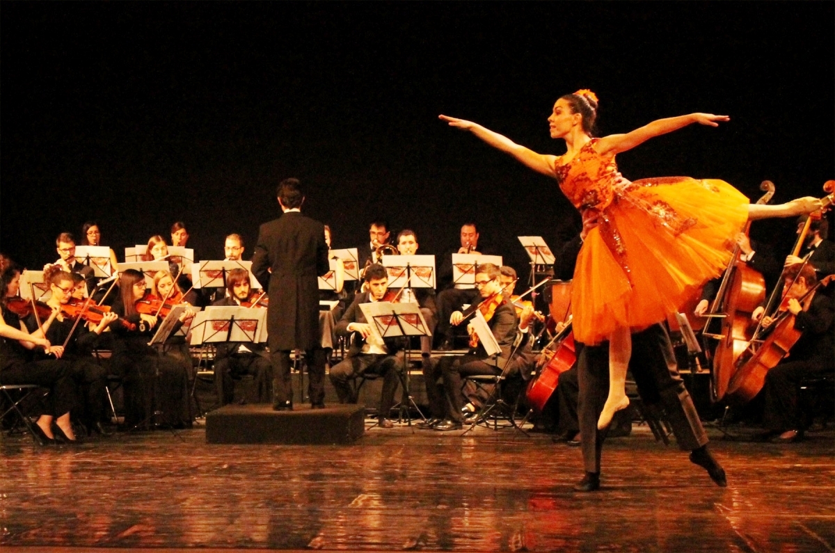L'orquestra i el ball, dos components indissolubles de les propostes del concert de Cap d'Any