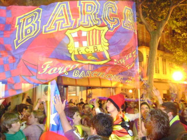 La Rambla d'Igualada celebrava aquesta nit le victòria