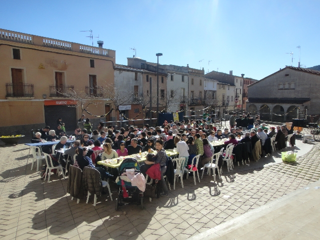 Dinar a la Plaça de l'Església