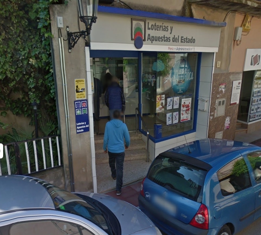 Administració de loteria de Piera (Foto: Google Street View)
